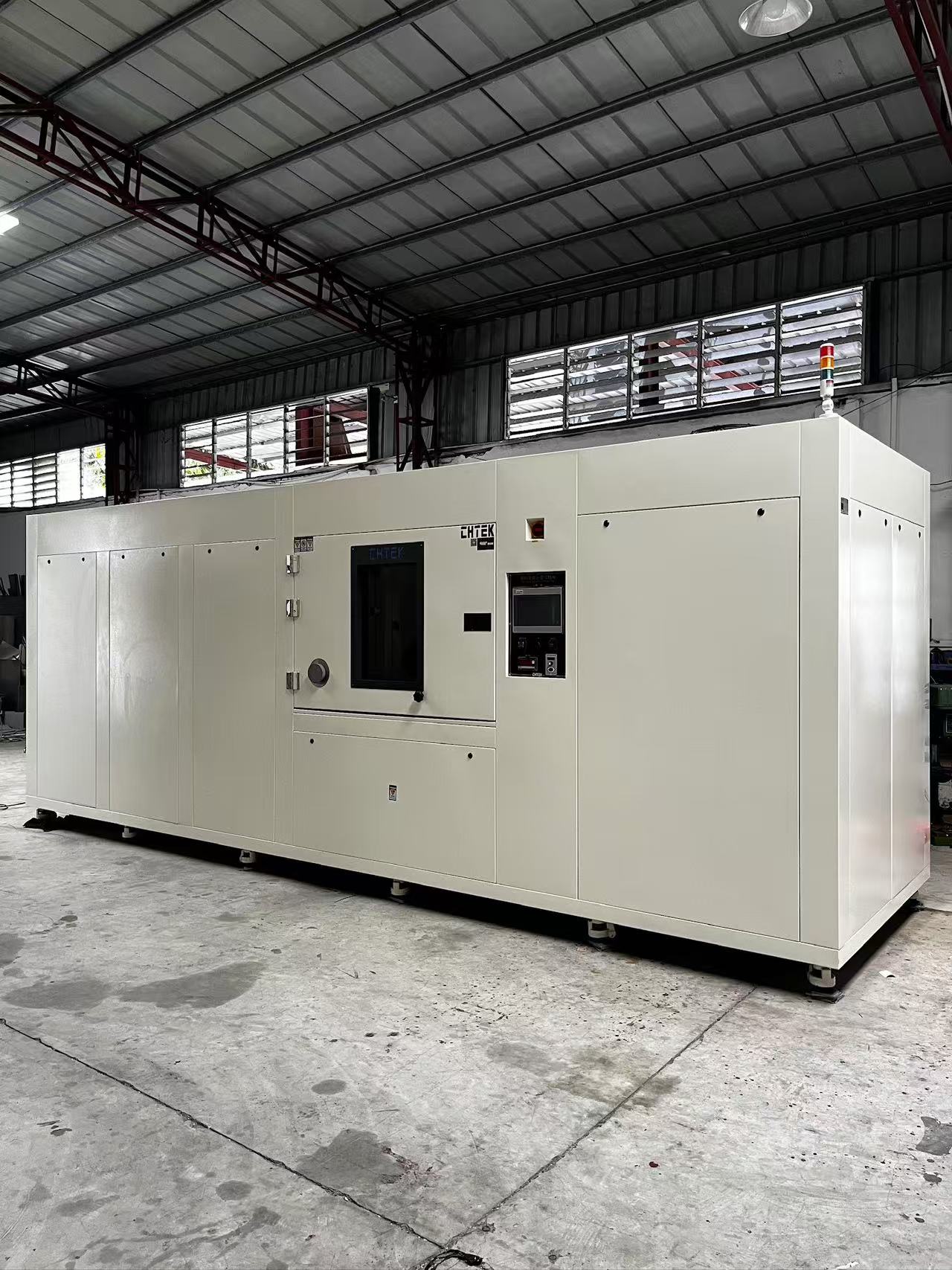 The MIL-STD-810F Military Standard Sand and Dust Test Chamber